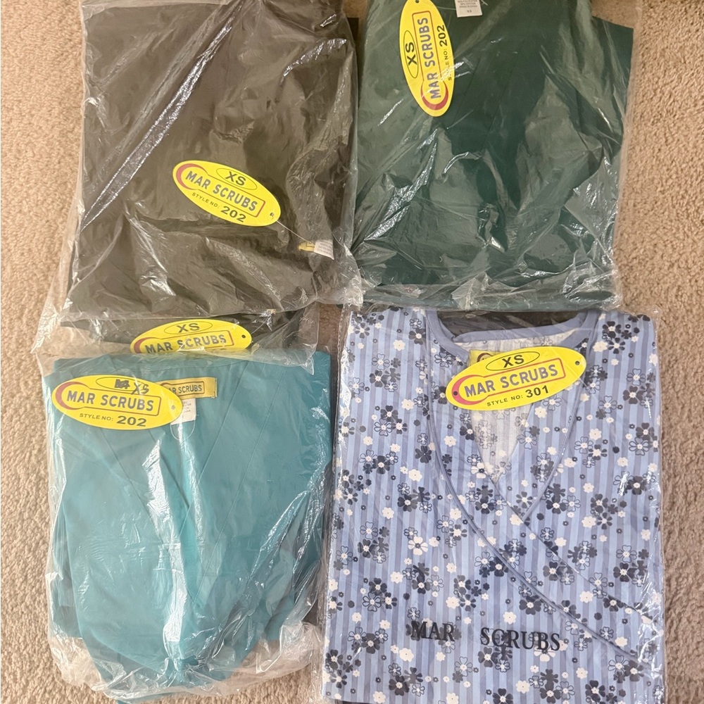 Brand new Mar Scrub unisex